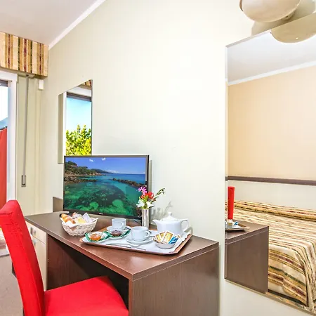 Fabricia Hotel 4*