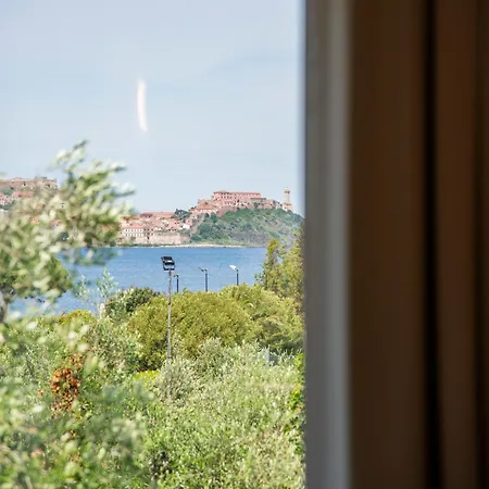 Fabricia Ξενοδοχείο 4*