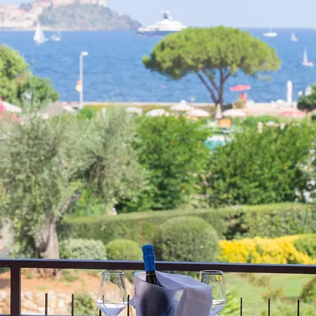 Fabricia بورتوفيرّايو