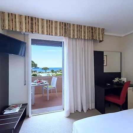 Hotel Fabricia 4*