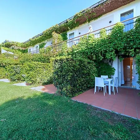 Hotel Fabricia 4*