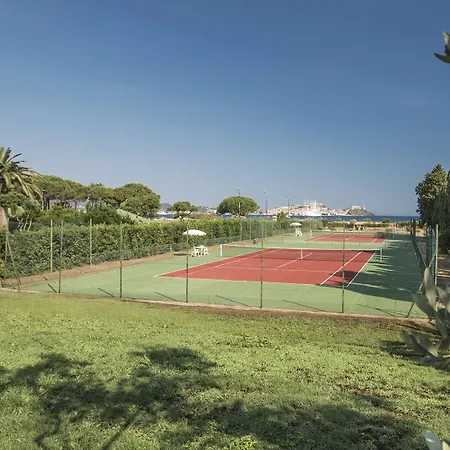Hotel Fabricia 4*