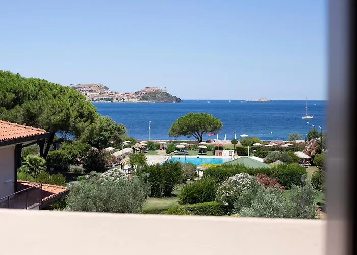 Ξενοδοχείο Fabricia 4*